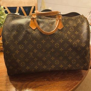 Louis Vuitton speedy 40